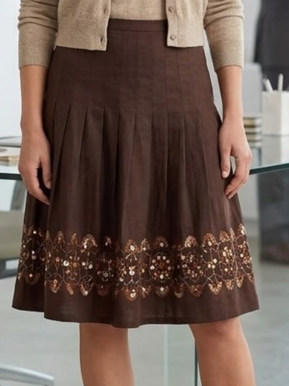 ANN TAYLOR LOFT Petite Brown Pleated Skirt With Sequin Hem, 4P